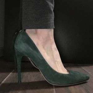 Green pumps